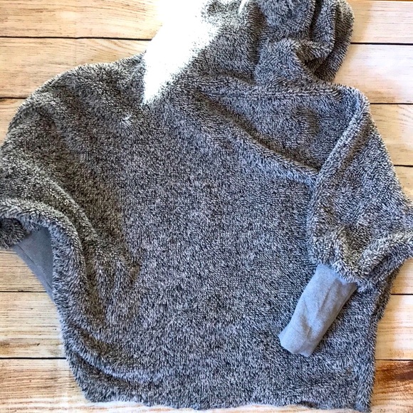 Hooded jacket - Picture 3 of 3